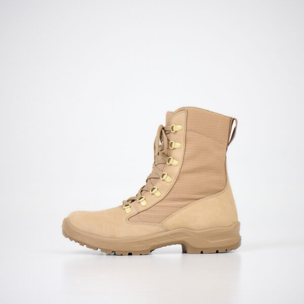 599 300 910 Nubuck Leather Desert Boots - Image 6