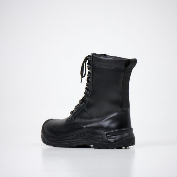 749402100 Leather Boots with Vibram Outsole - Image 3