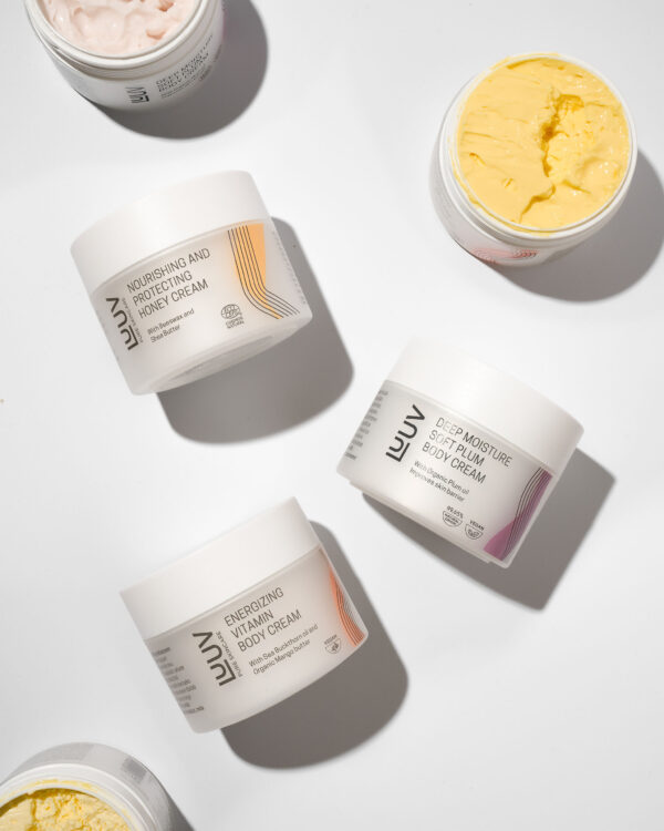 Sea Buckthorn and Carrot Body Cream with Mango Butter, 200ml - Image 5