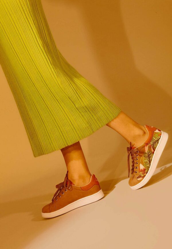 Mangará Women's Sneakers Embroidery Suede - Image 3